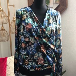 Zara Long Sleeves blouse